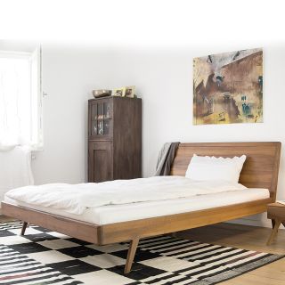 Massivholzbett TANRI 2 (Nussbaum geölt)