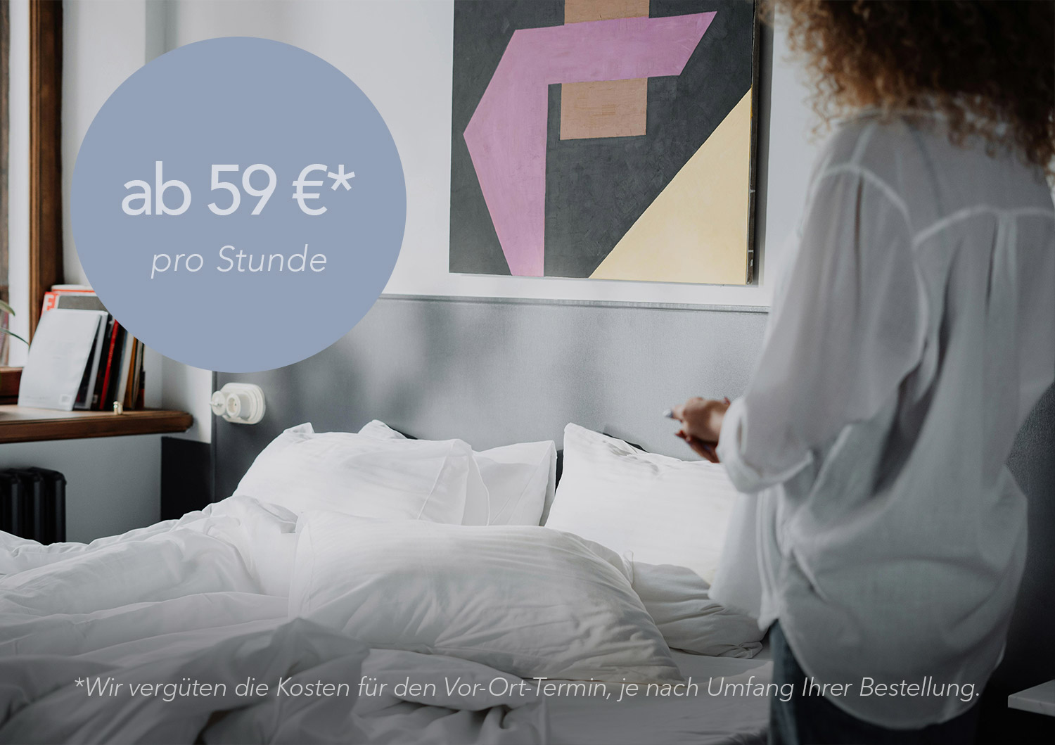 Schlafberaterin führt vor Ort eine Beratung durch